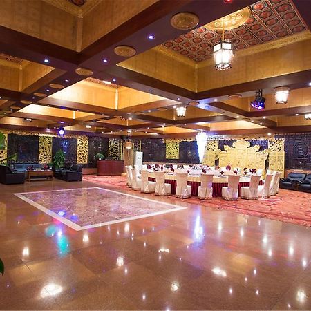 Wa King Town Hotel Kuangcsou Kültér fotó