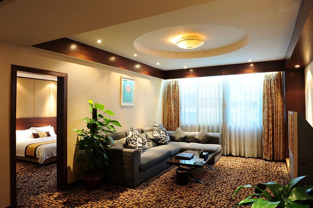 Wa King Town Hotel Kuangcsou Kültér fotó