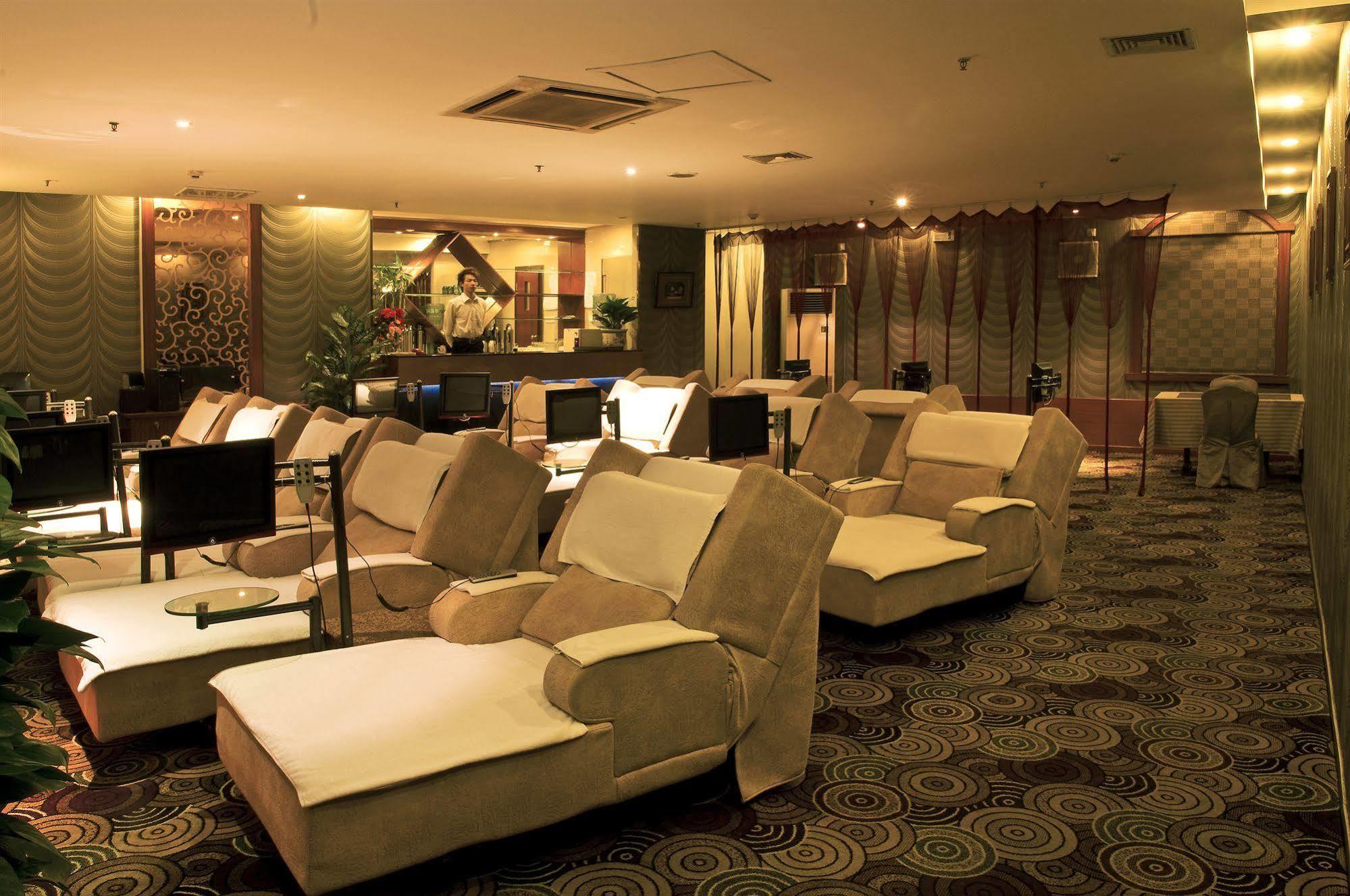 Wa King Town Hotel Kuangcsou Kültér fotó
